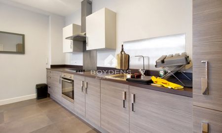 Southway, Colchester - Photo 5