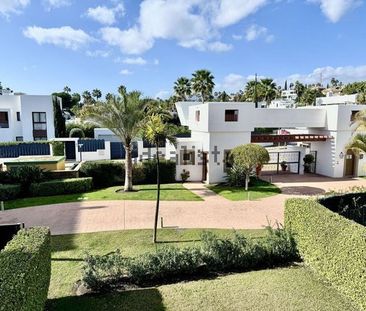 Alquiler de dúplex en Urbanizacion Cortijo Casareno - Photo 3