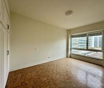 4 bedroom luxury Apartment for rent in Lisbon - Photo 6