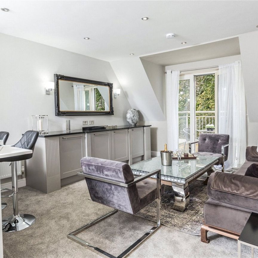 Stratton Court Village, - Photo 1