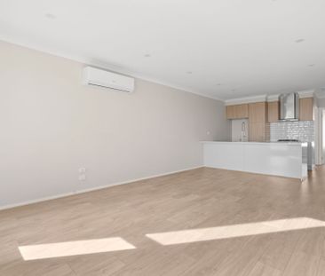 Near New Town House in Meridian Estate&excl; - Photo 6