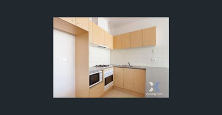 Effortless City Living in the Heart of Melbourne - Photo 2