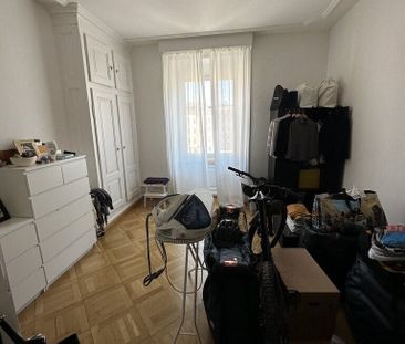 Helle Altbauwohnung mit Dachterasse - Photo 3