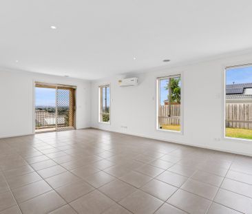 Spacious Modern Living with Elevated Outlooks - Photo 4