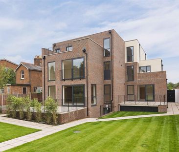 3 Alexandra Road, Epsom, Surrey, KT17 4BH - Photo 4