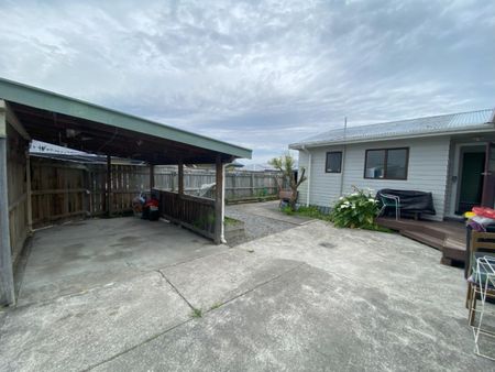 Close to Blenheim CBD - Photo 3