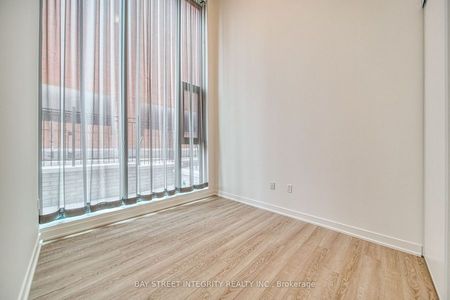 For Lease - 250 Lawrence Avenue Unit# 109, Toronto, Ontario - Photo 2