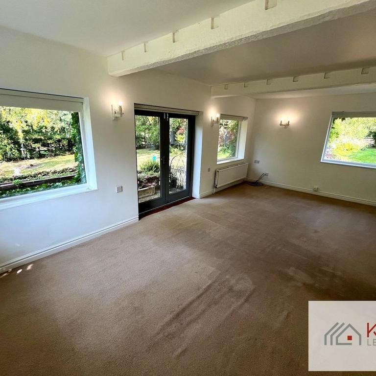 4 bedroom detached house to rent - Photo 1