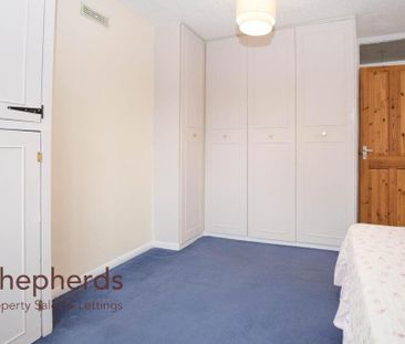 2 bedroom end of terrace house to rent - Photo 2