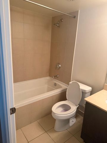 For Lease - 1 Bedford Road Unit# 501, Toronto, Ontario - Photo 4