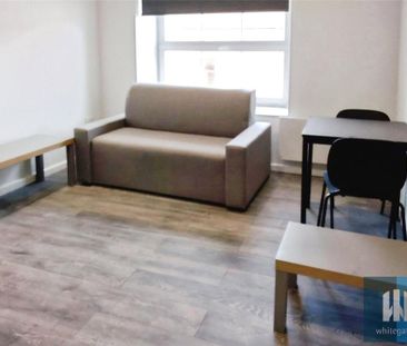 1 bedroom penthouse to rent - Photo 5