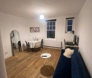 1 Bed Flat, Musard Road, W6 - Photo 4