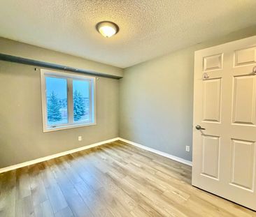 For Lease - 128 Aspen Springs Drive Unit# 304, Clarington, Ontario - Photo 6