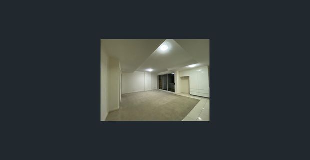 Spacious two storey apartment two balconies - Photo 1