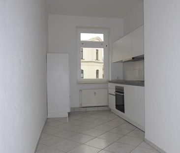 Kleines Reich mit Einbauküche freut sich auf neue Mieter. - Photo 5