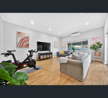 56 Strickland Street, Mount Claremont, WA 6010 - Photo 5