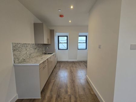 2 Bed Flat, Parkhurst Court, N7 - Photo 2