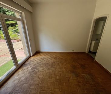 Verhuur appartement 2 kamers, 166m² - Photo 3