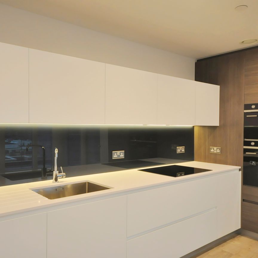 Pegler Square, Kidbrooke Village, London, SE3 9GW - Photo 1