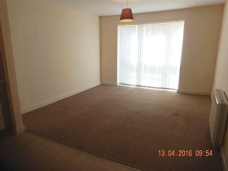 2 bedroom flat to rent - Photo 3