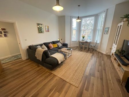 Alexandra Drive, Liverpool, L17 - Photo 3