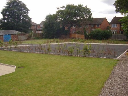 2 bedroom apartment to rent - Photo 4