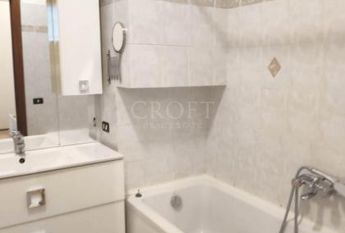 Monteverde Vecchio: Modern 2 bedroom, 2 bath, large living room, separate kitchen. Bright, silent, parquet floors, situated in lovely period building, excellent area, near park. Ref. 2364.