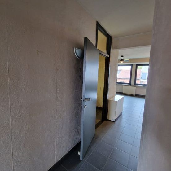 Appartement te huur - Photo 1