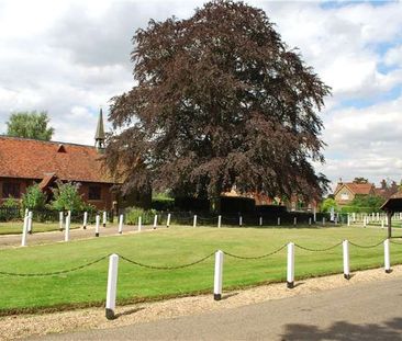 Delightful period terrace cottage within the renowned Childwickbury... - Photo 4