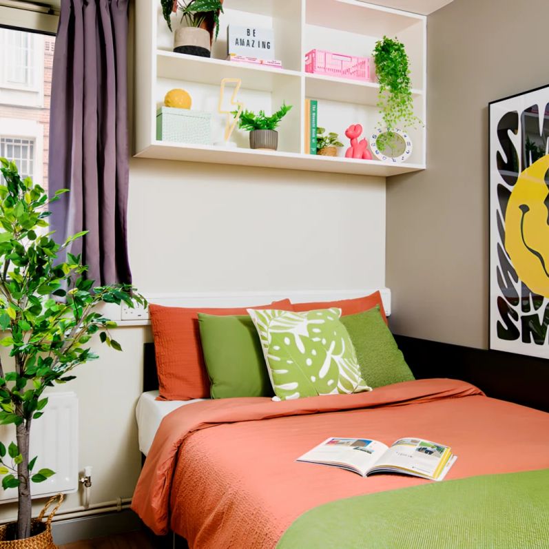 Medium Ensuite - Photo 1