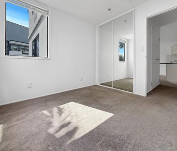 Sunny and Spacious Apartment in Fantastic ... - Photo 4