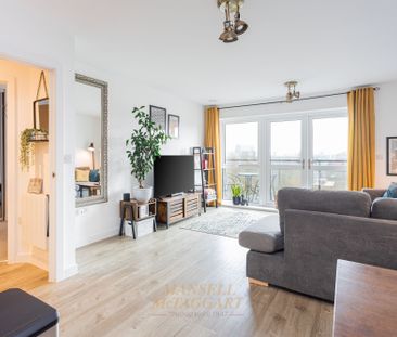 West Green Drive, Crawley, RH11 - Photo 6