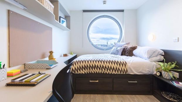 2 bedroom flat share to rent - Photo 1