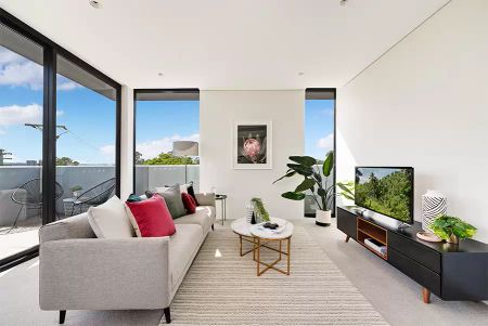 Apartment with 2 bedrooms, 2 bathrooms & parking for 1 car - Photo 4