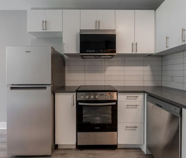 413 - 5765 Cote-St-Luc Road, Montréal - Photo 1