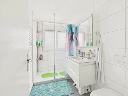 Grosszügige 4.5-Zimmerwohnung mit Balkon - Photo 4