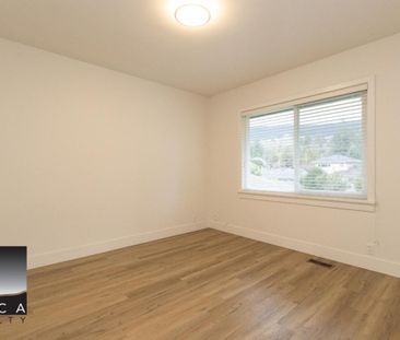 1033 Jefferson Avenue, West Vancouver - Photo 3