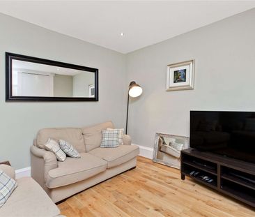 A fantastic furnished flat that is situated in the heart of Edinbur... - Photo 4