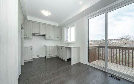 For Lease - 34 Falby Road, Brampton, Ontario - Photo 2