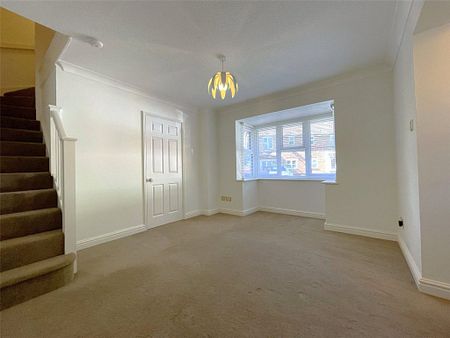 1 Bedroom House - Ruth Close, Farnborough - Photo 2