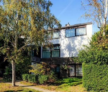 Huis te huur in Watermaal-Bosvoorde voor € 3.100 met 5 slaapkamers - foto 3