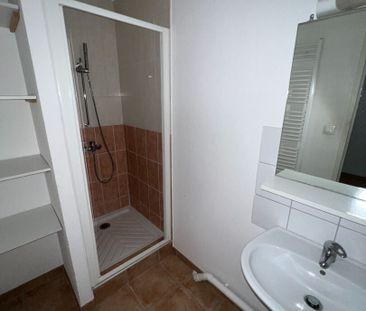 Location Appartement 3 pièces 50m² - Photo 3