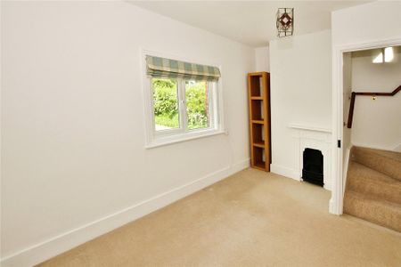 3 bedroom terraced house to rent - Photo 3