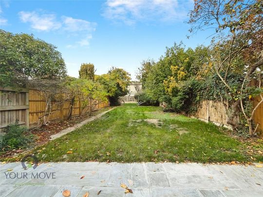 1 bedroom semi-detached house to rent - Photo 1