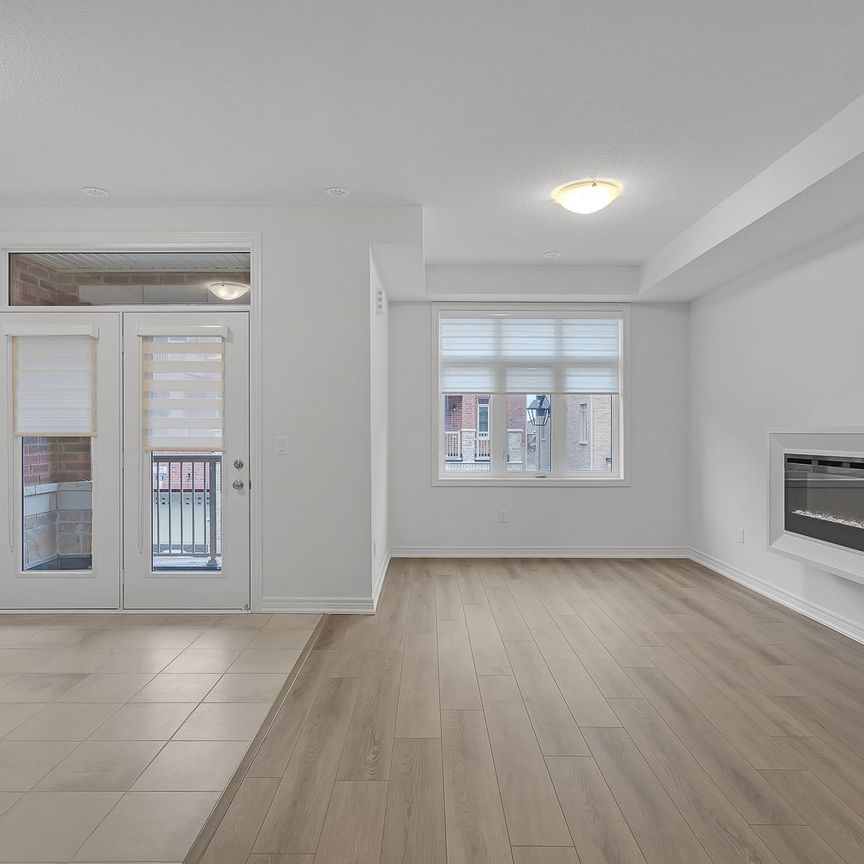 For Lease - 481 Manhattan Common, Oakville, Ontario - Photo 1