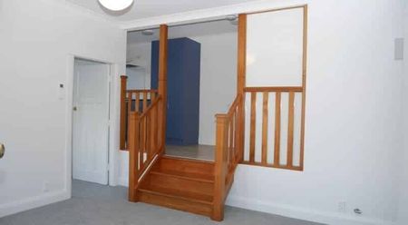 **Kelburn 2 Bedrooms** - Photo 4