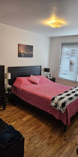 Grand 5 1/2 Chomedey-Laval - Photo 1