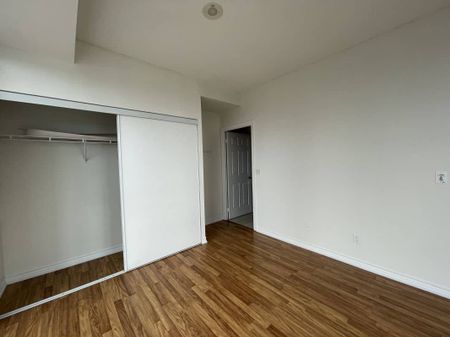 COLLEGE PARK PHASE II: Bay & College (761 Bay St) AD#103405 - Photo 2