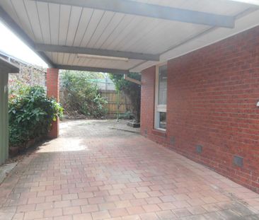 Charming Family Home in Sought-After Regency Park Estate - Photo 6