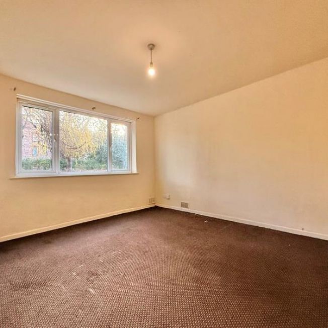 1 Bedroom Apartment To Let - Photo 1